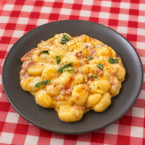Cheddarsajtos, főtt tarjás gnocchi
