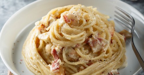 Fokhagymás-baconös spagetti